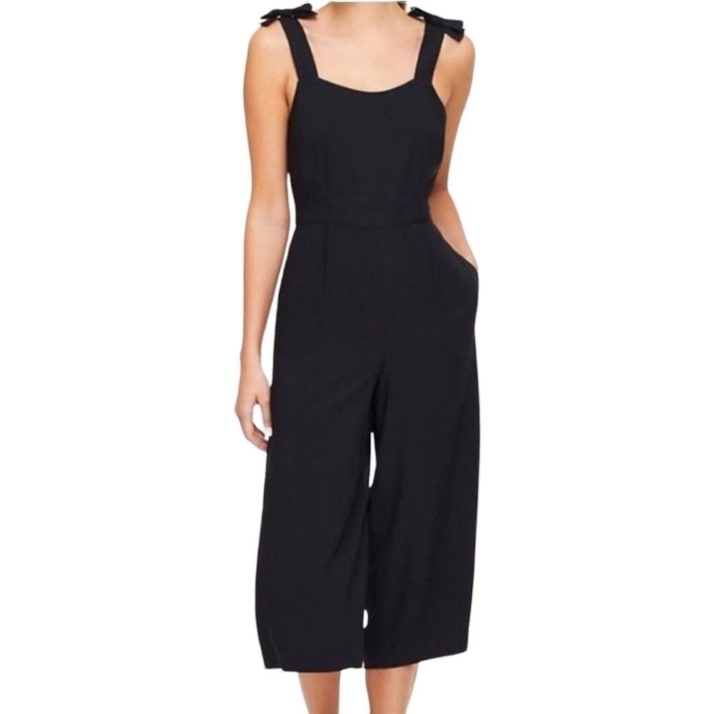 Loft Black bow cropped wide leg romper size 0